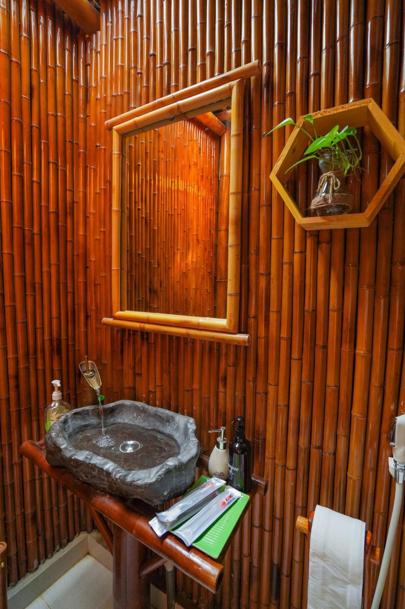 Little Bee House Otel Trai Vang Dış mekan fotoğraf
